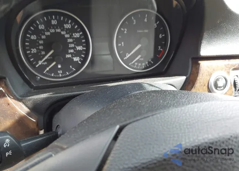 2007 BMW 328Xi z USA, uszkodzony, nr VIN WBAVC93537KX56779